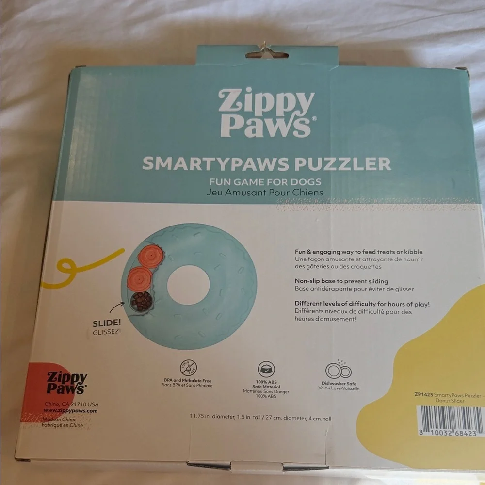 ZippyPaws SmartyPaws Interactive Dog Toy - Blue and Pink